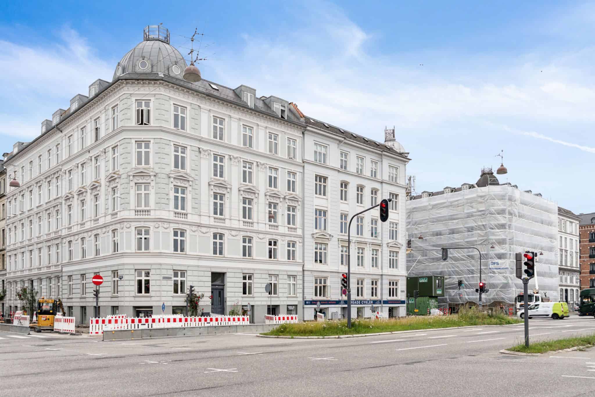 TXM erwirbt 189 qm Wohnung mit Seeblick – Architektur trifft Entwicklungspotenzial